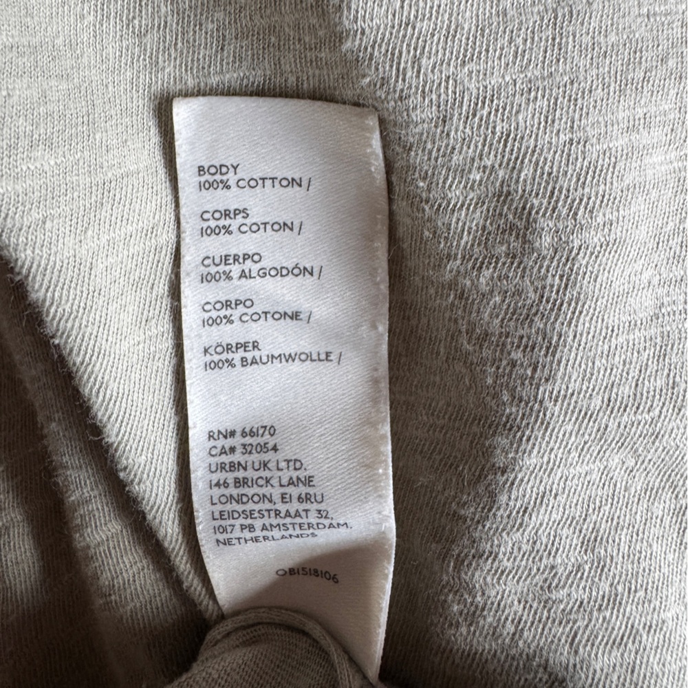 FLAWED - We The Free -‎ Xena Turtleneck Muscle Tank - Picture 9 of 9